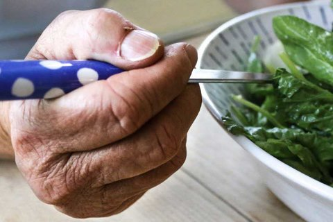 چگونه سالمندان می توانند به طور ایمن وزن کم کنند؟